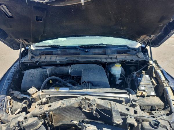 2018 RAM 1500 ST CREW CAB 4X2