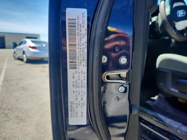 2018 RAM 1500 ST CREW CAB 4X2