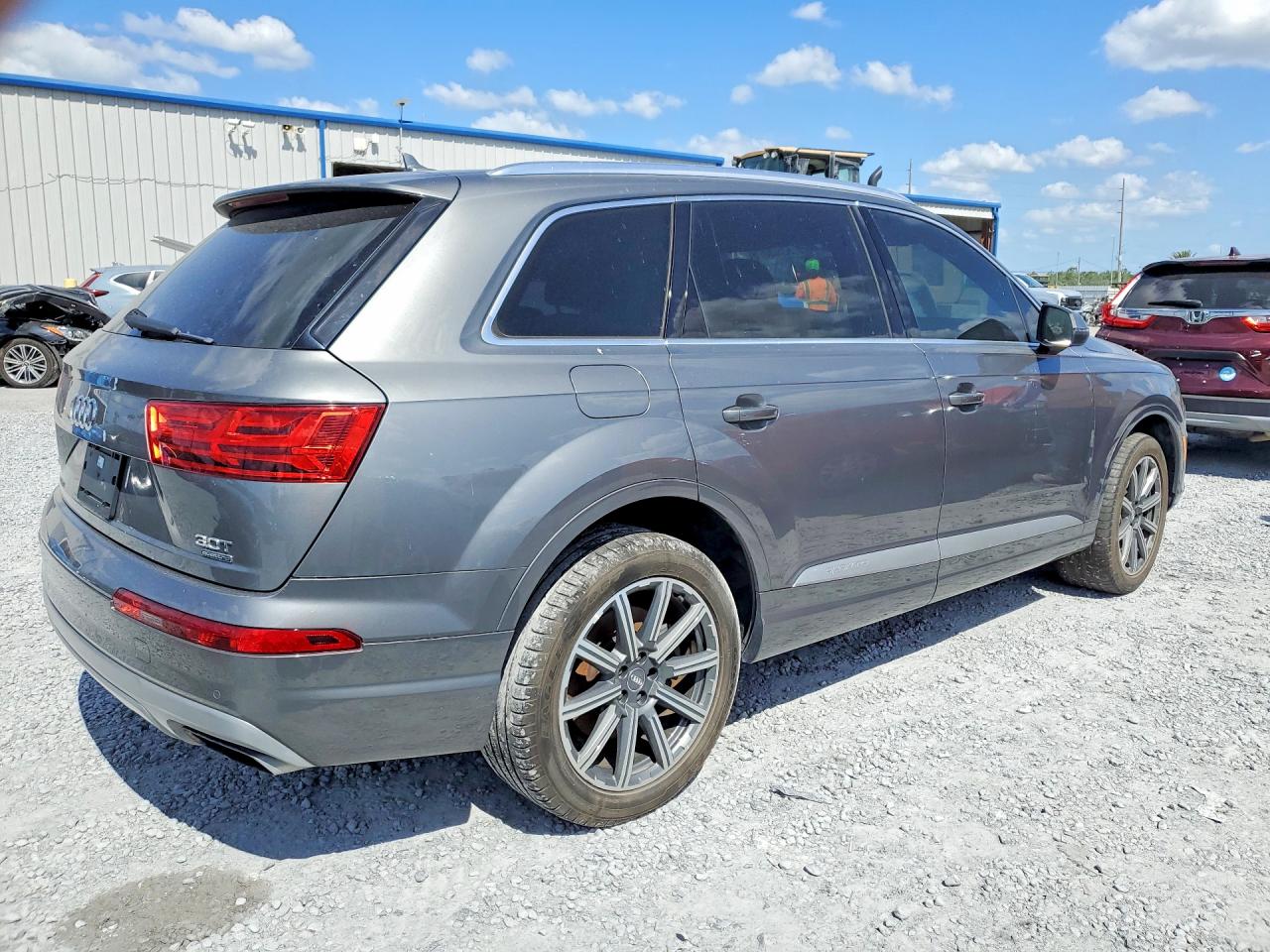 2017 AUDI Q7 quattro Premium Plus