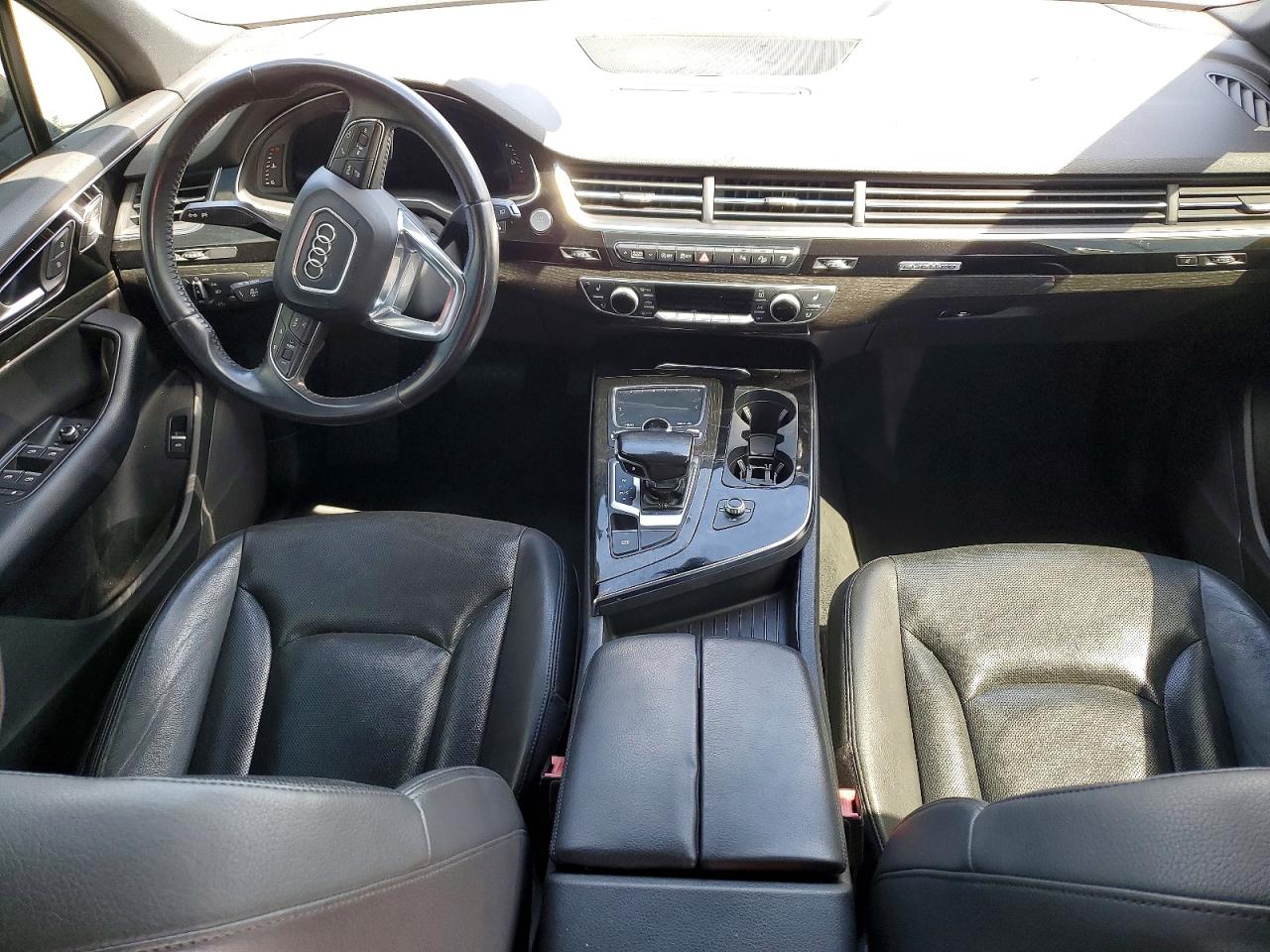 2017 AUDI Q7 quattro Premium Plus