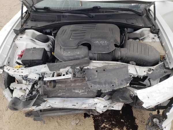 2019 DODGE CHARGER GT — Engine bay
