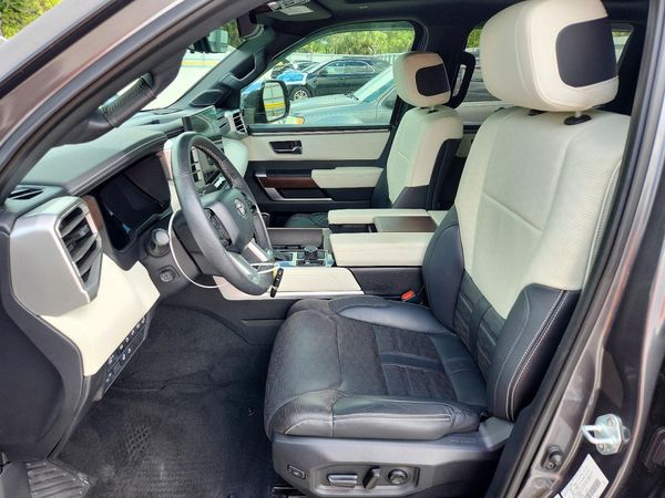 2024 TOYOTA TUNDRA Capstone