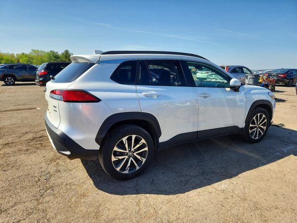 2023 TOYOTA COROLLA CROSS