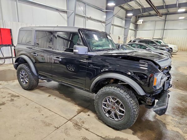 2022 FORD BRONCO