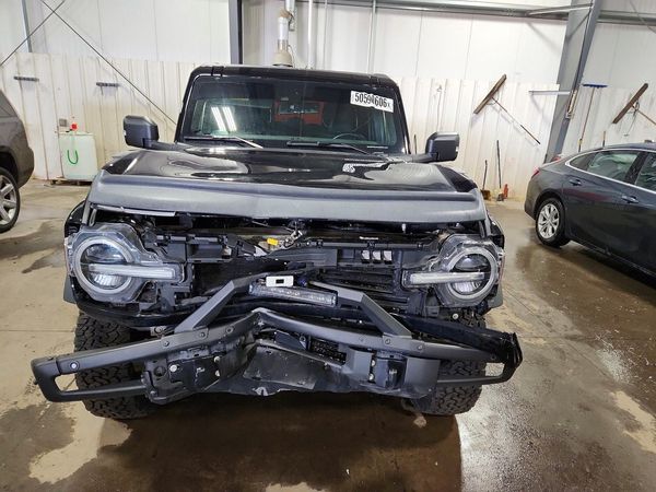 2022 FORD BRONCO