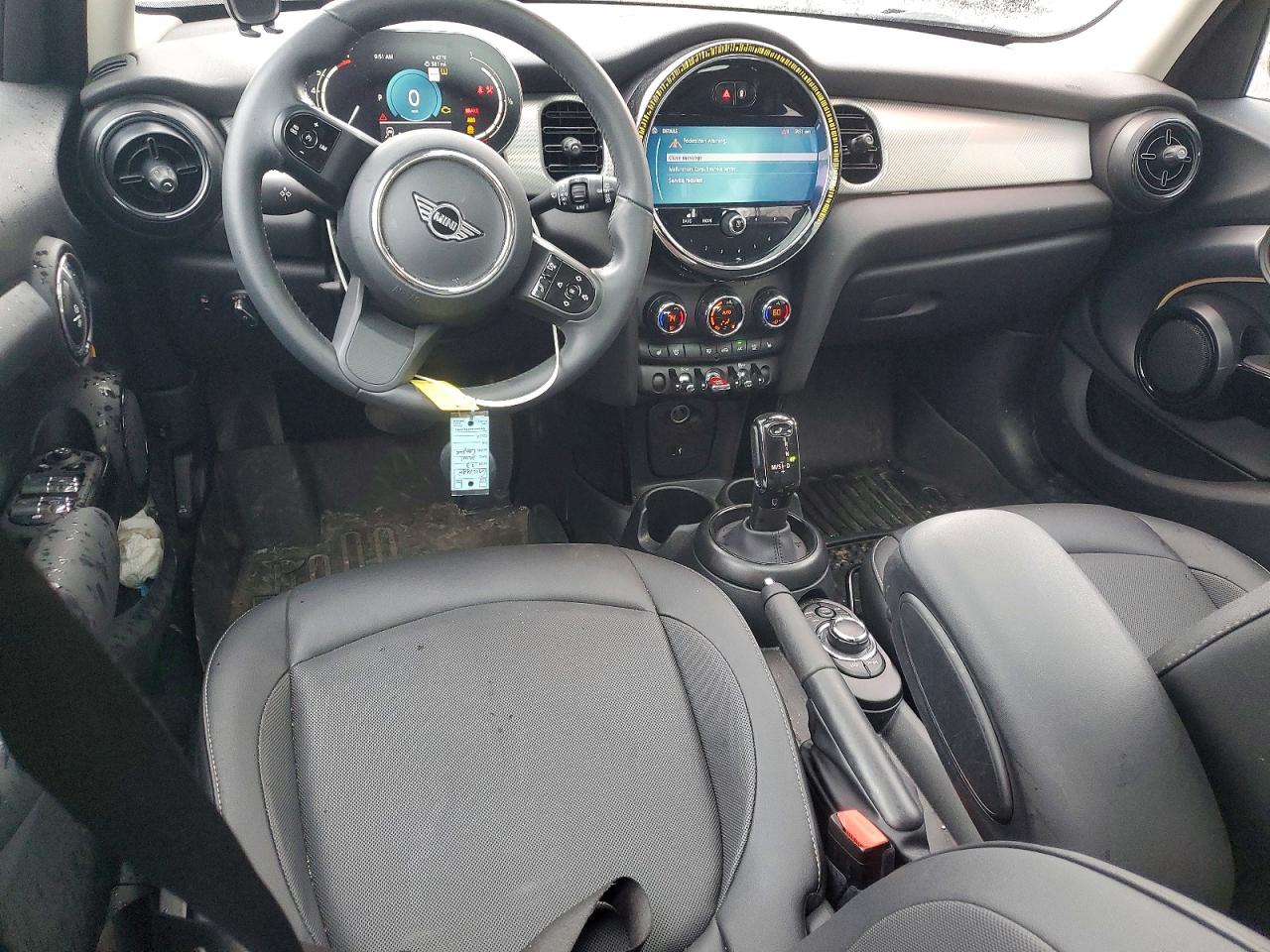 2023 MINI COOPER