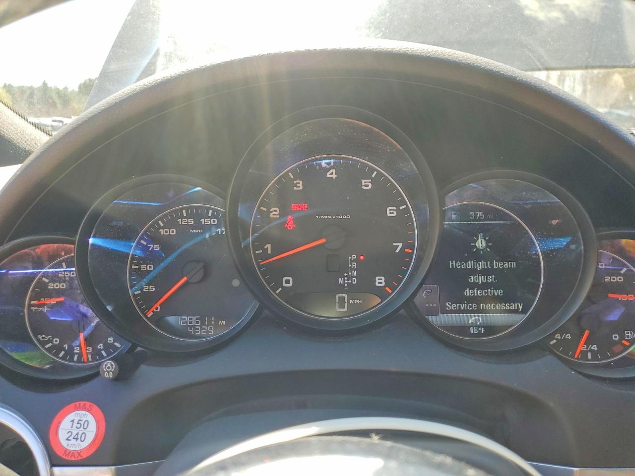 2017 PORSCHE CAYENNE