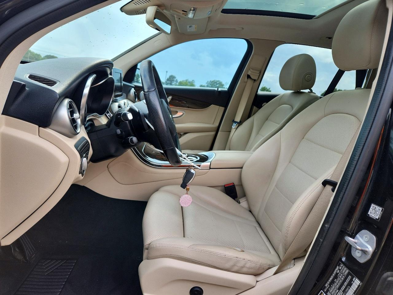 2019 MERCEDES-BENZ GLC GLC300