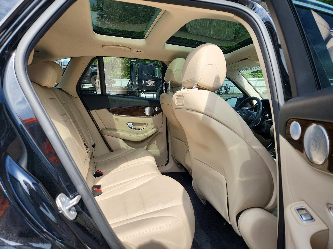 2019 MERCEDES-BENZ GLC GLC300