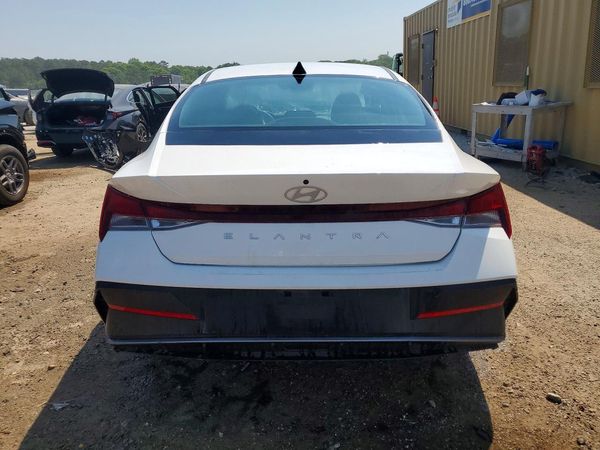 2024 HYUNDAI ELANTRA SEL — DIRR
