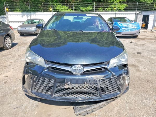 2017 TOYOTA CAMRY