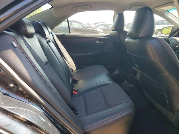 2017 TOYOTA CAMRY