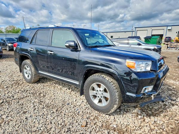 2013 TOYOTA 4RUNNER