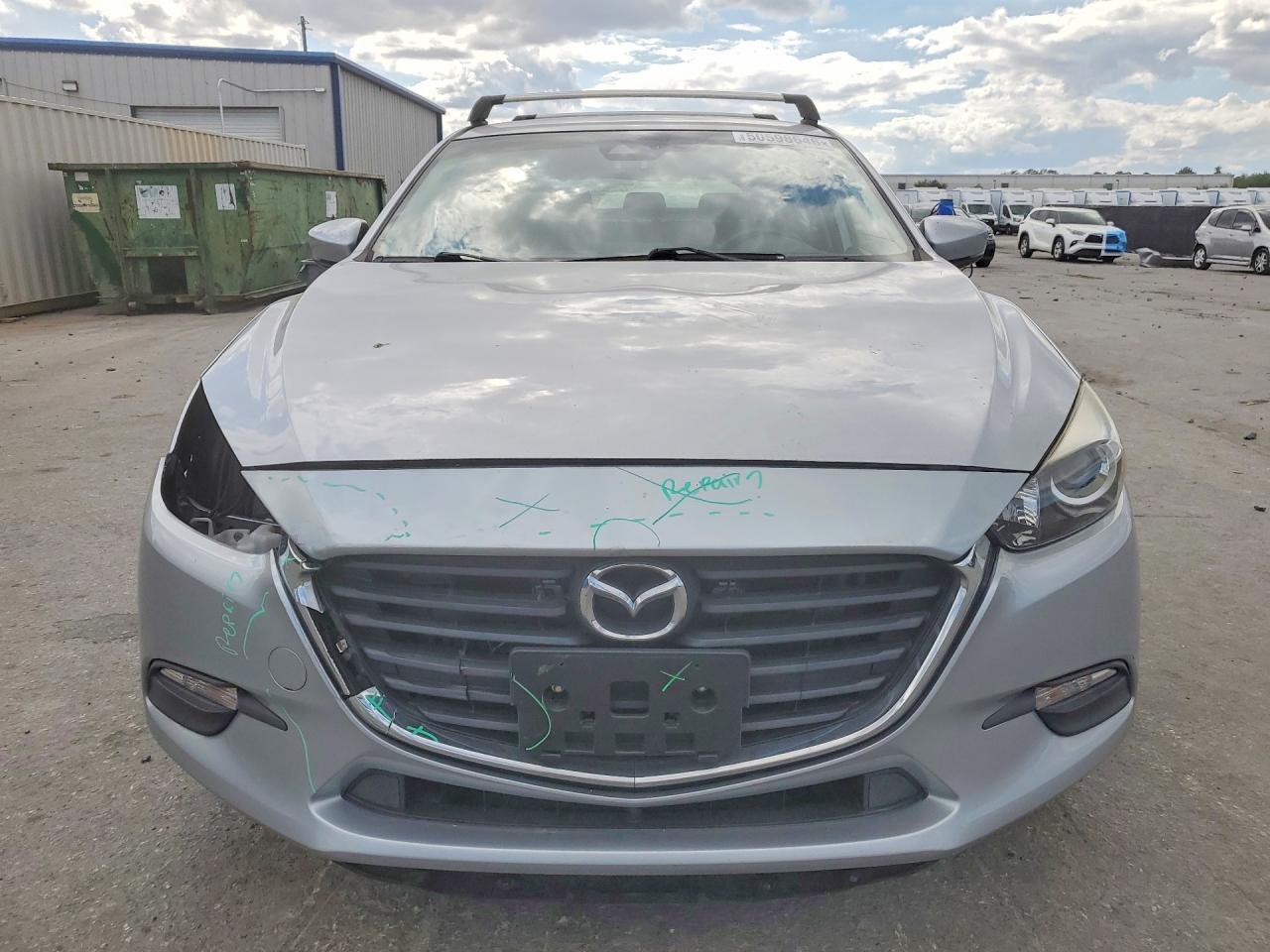 2018 MAZDA 3 Touring