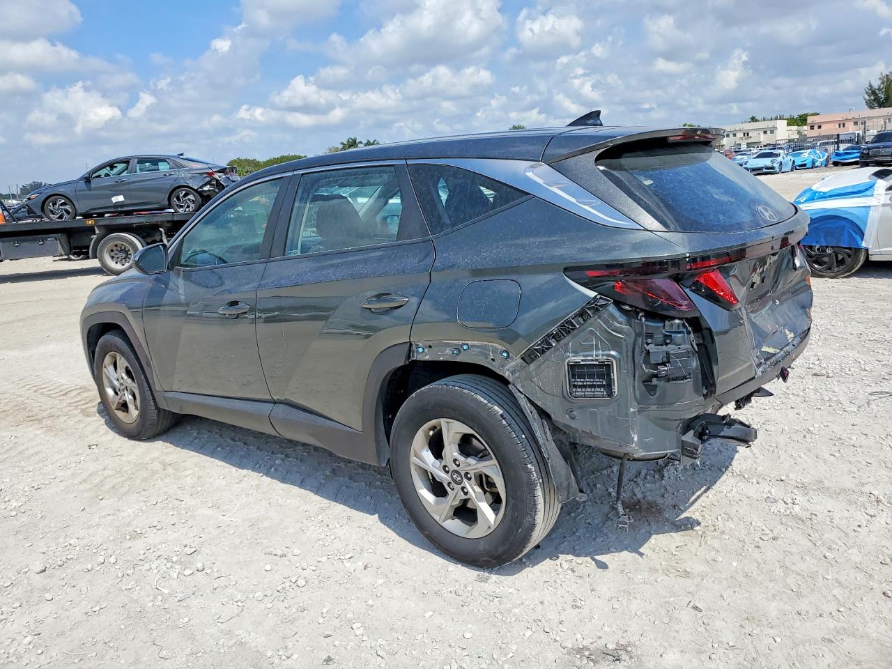 2023 HYUNDAI TUCSON SE
