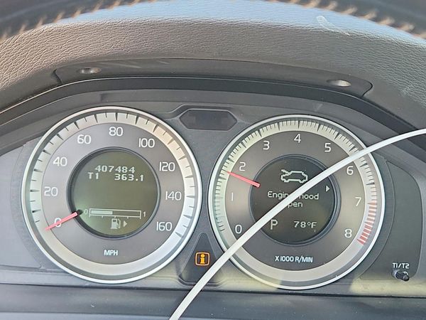 2012 VOLVO S60