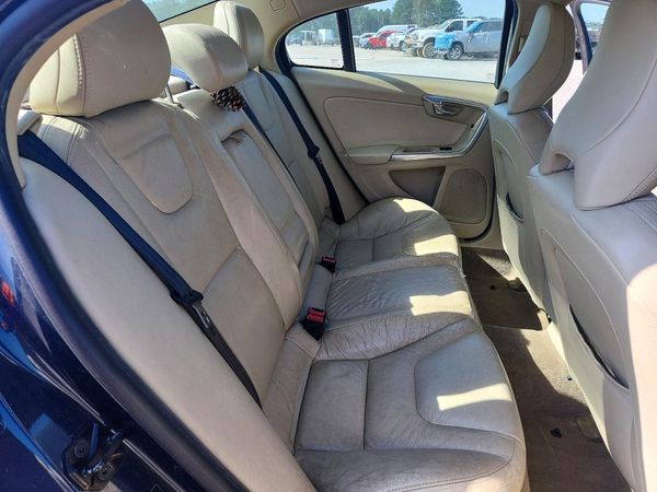 2012 VOLVO S60
