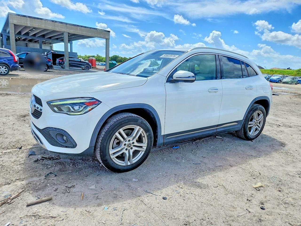 2022 MERCEDES-BENZ GLA GLA250