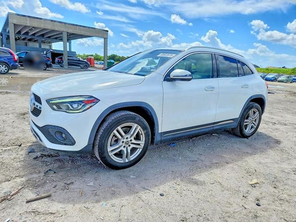2022 MERCEDES-BENZ GLA GLA250