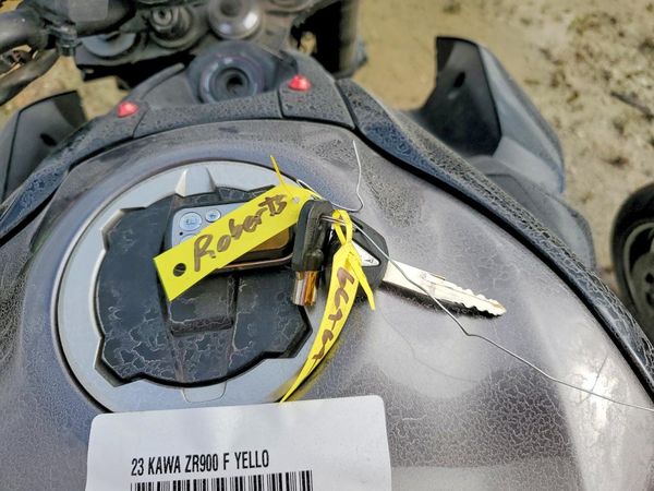 2023 KAWASAKI ZR900