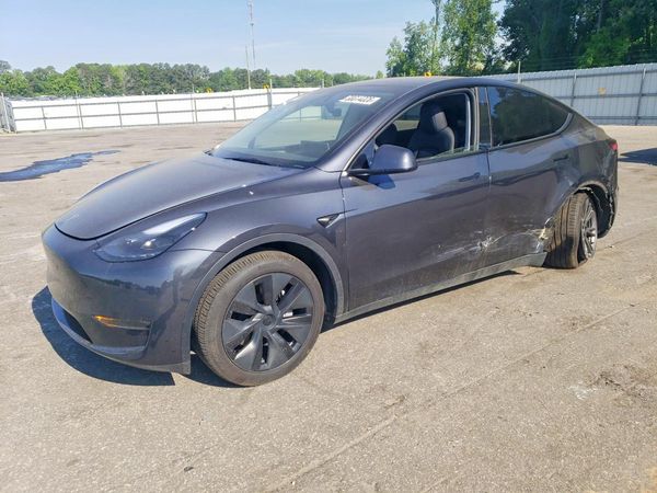 2025 TESLA MODEL Y
