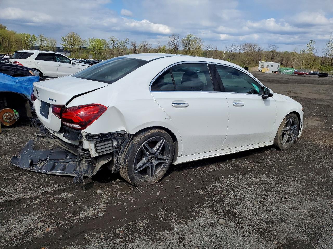 2022 MERCEDES-BENZ A