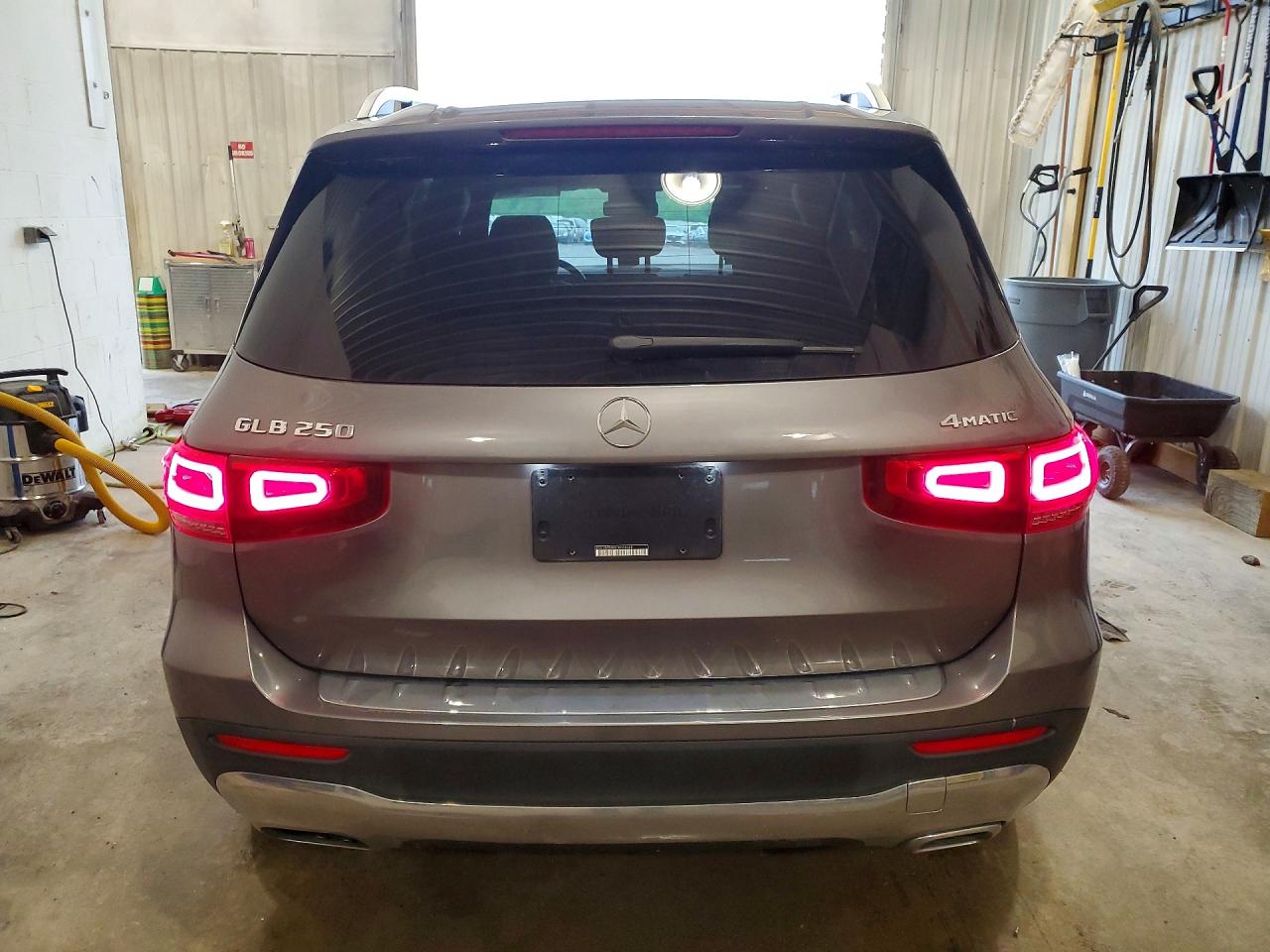2020 MERCEDES-BENZ GLB GLB250-4M