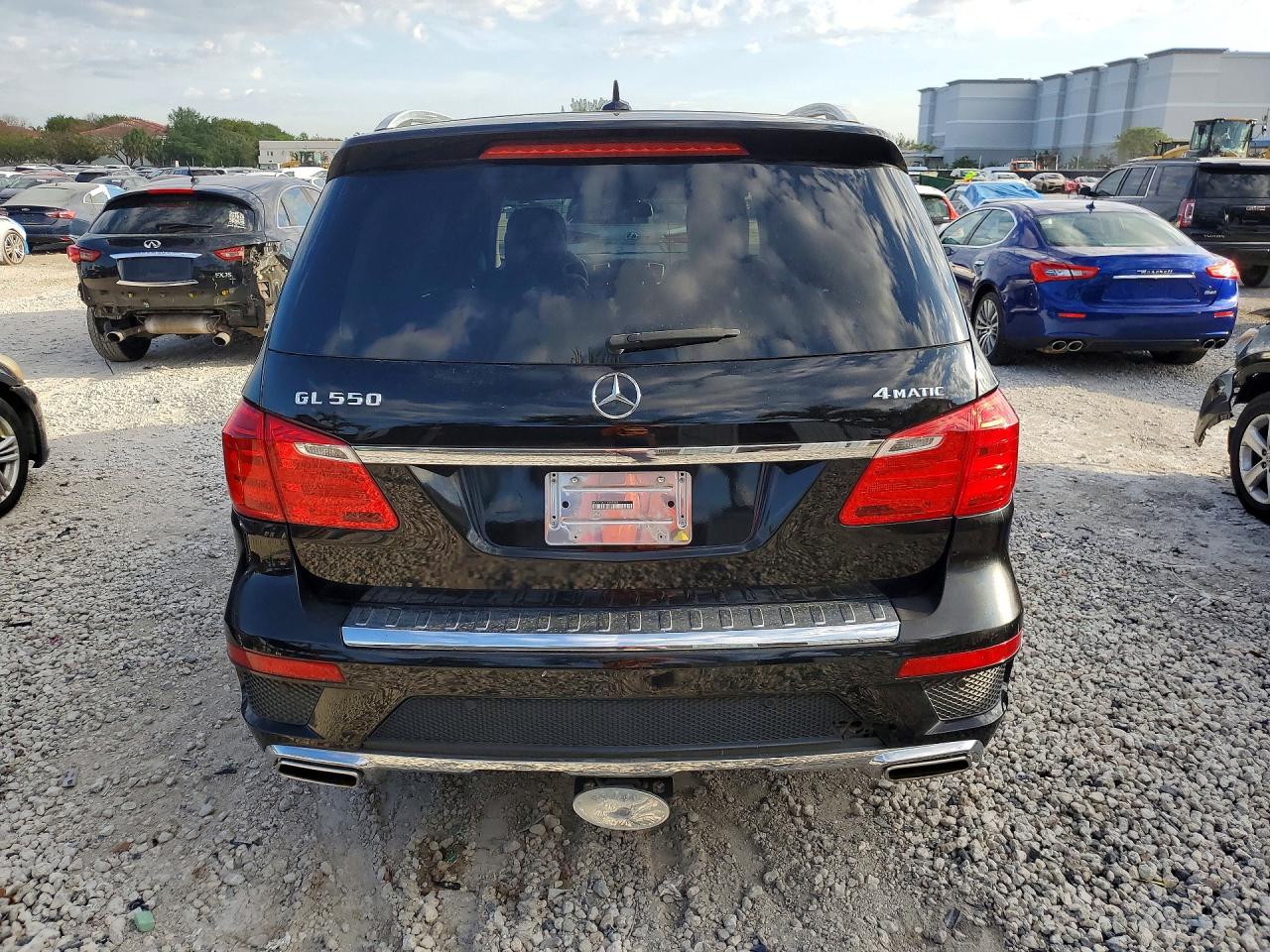 2015 MERCEDES-BENZ GL GL550 4MATIC