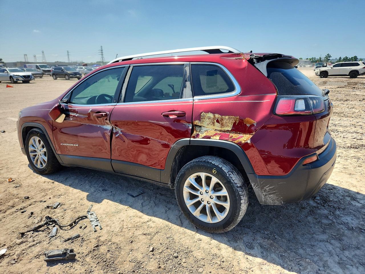 2019 JEEP CHEROKEE LATITUDE FWD