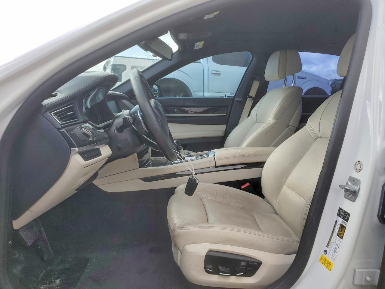 2014 BMW 740