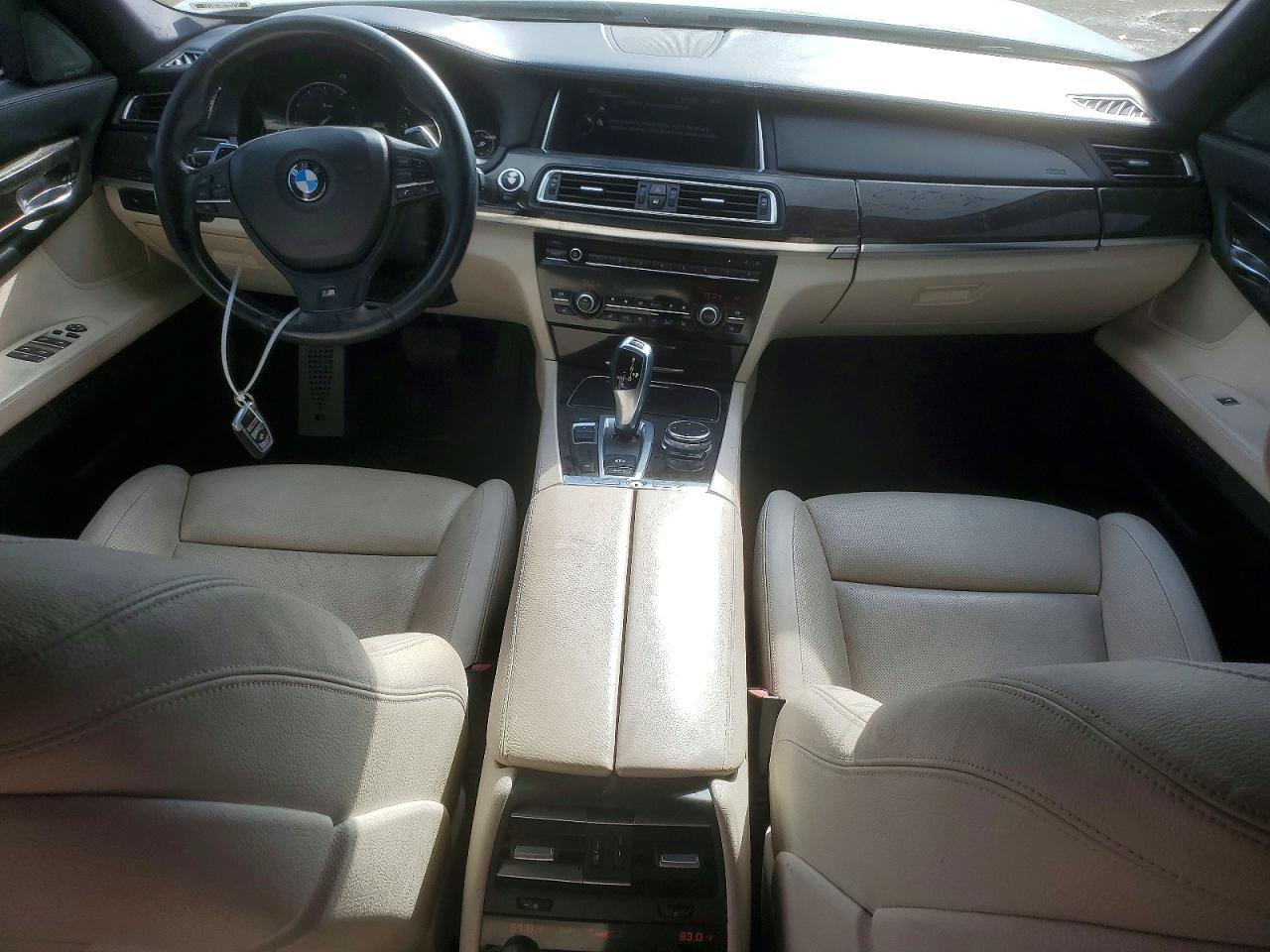 2014 BMW 740