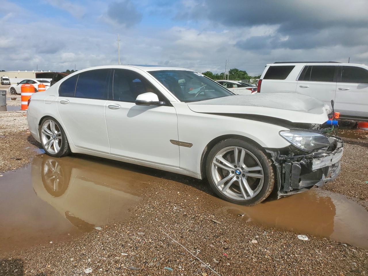 2014 BMW 740