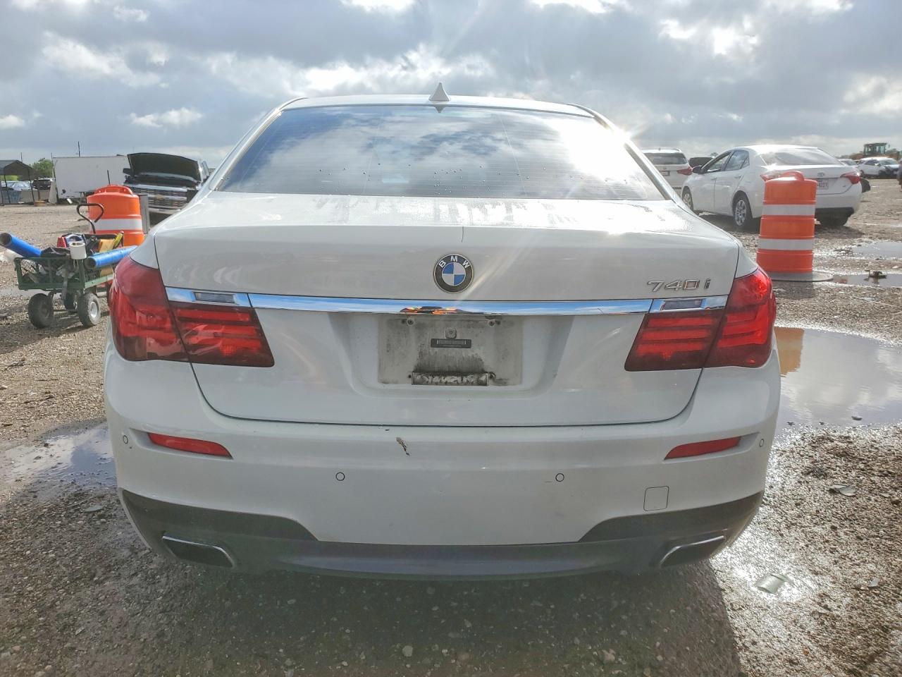2014 BMW 740