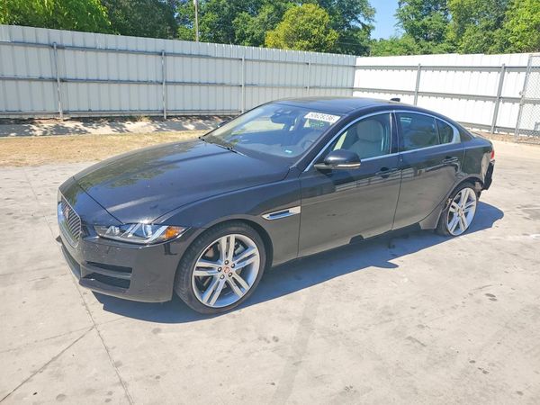 2018 JAGUAR XE Prestige