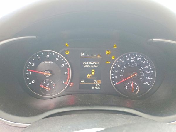 2023 KIA STINGER GT-Line