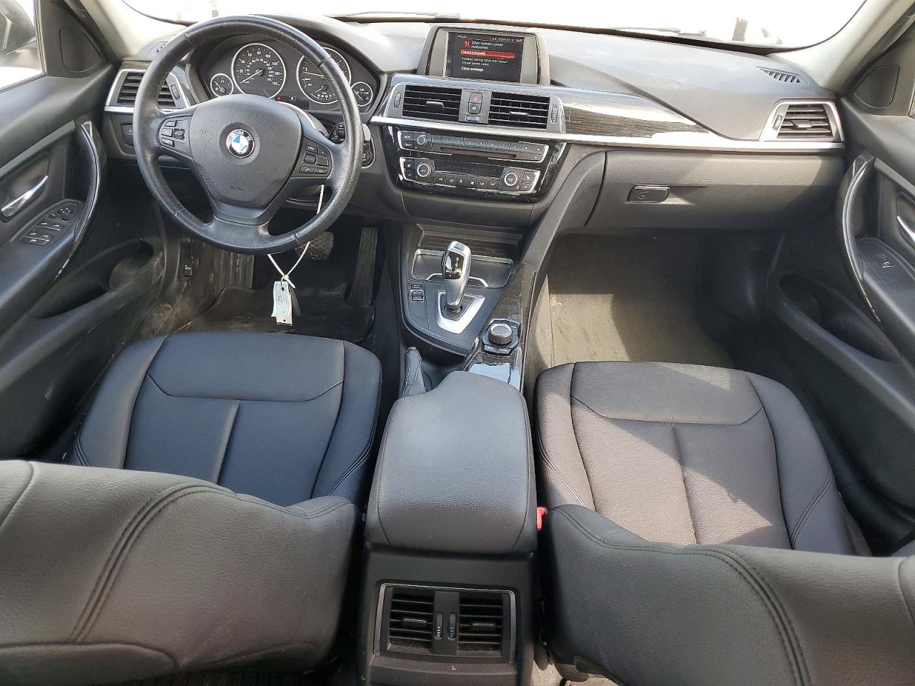 2018 BMW 320