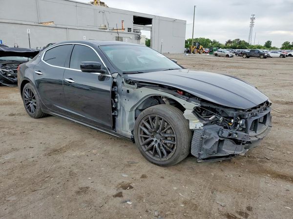 2015 MASERATI GHIBLI