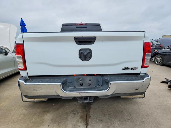 2024 RAM 3500 TRADESMAN CREW CAB 4X4