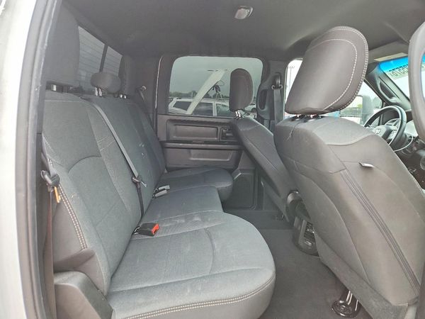 2024 RAM 3500 TRADESMAN CREW CAB 4X4