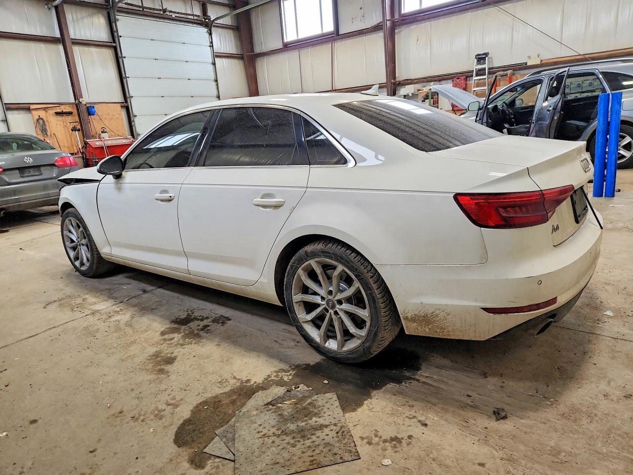 2017 AUDI A4 2.0T QUATTRO 4DR
