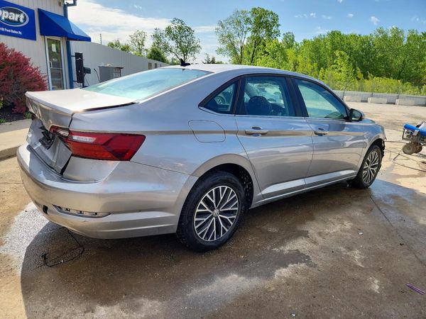 2021 VOLKSWAGEN JETTA