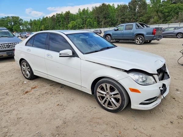 2014 MERCEDES-BENZ C C250