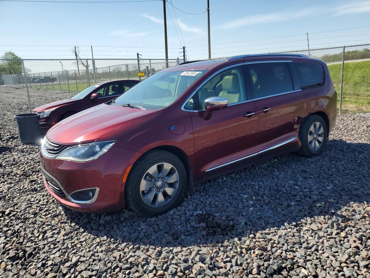 2017 CHRYSLER PACIFICA