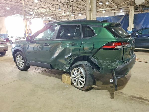 2026 TOYOTA COROLLA CROSS LE
