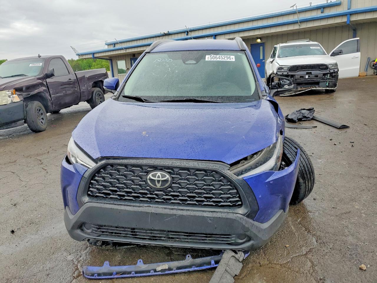 2024 TOYOTA COROLLA CROSS LE