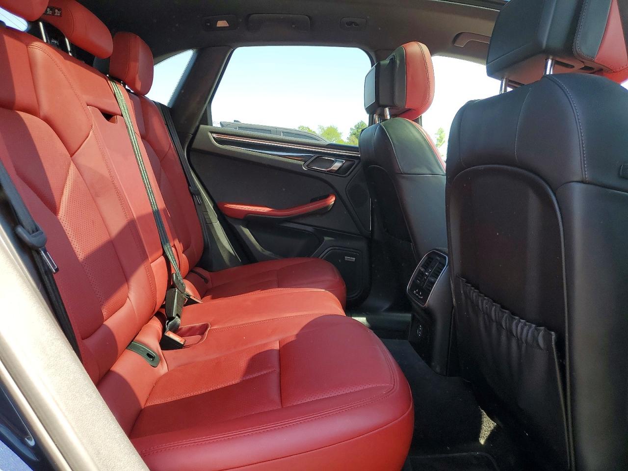 2020 PORSCHE MACAN S