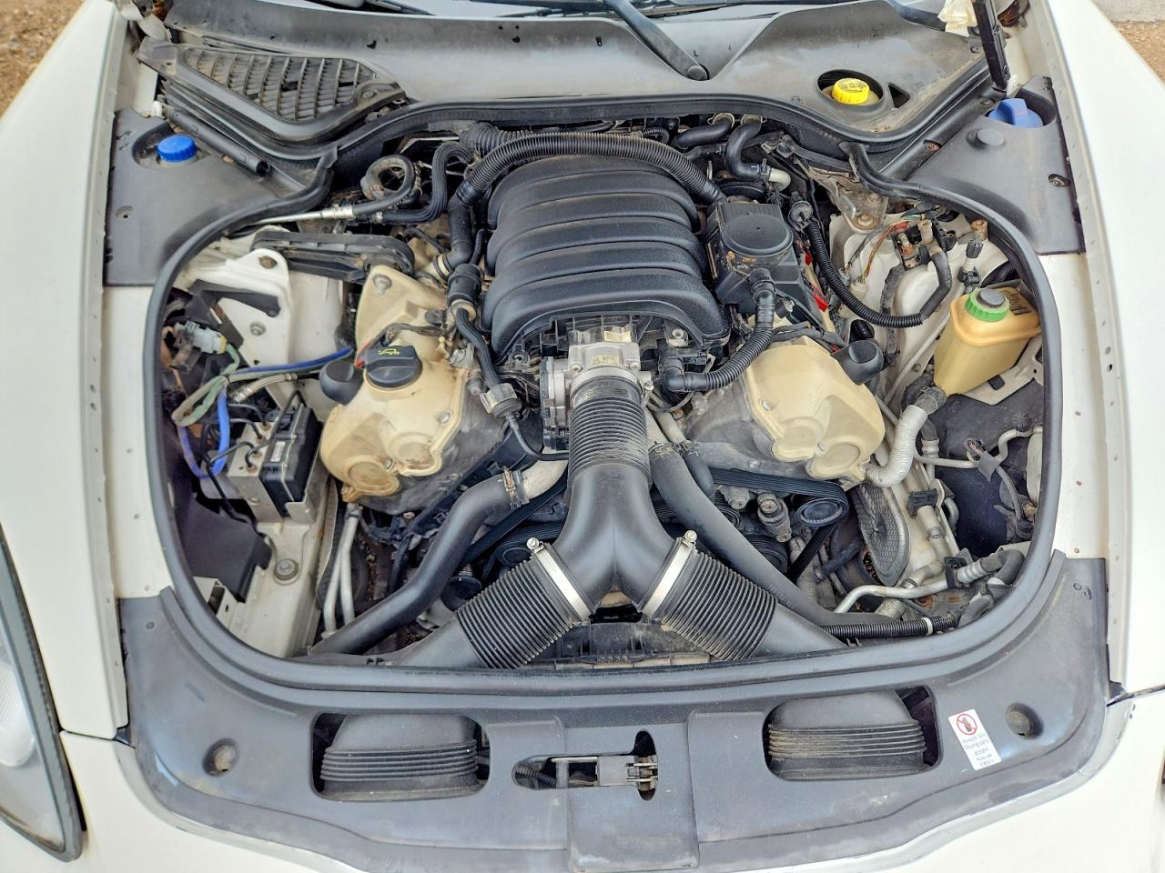 2011 PORSCHE PANAMERA Base (2WD), 4 (4WD)