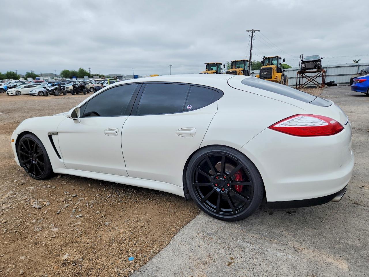 2011 PORSCHE PANAMERA Base (2WD), 4 (4WD)