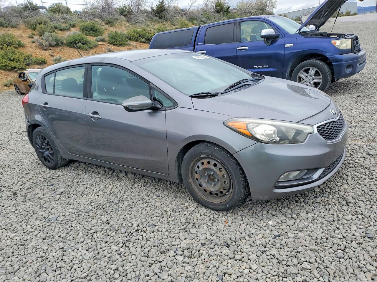 2016 KIA FORTE5 GL (Middle-Low Grade)