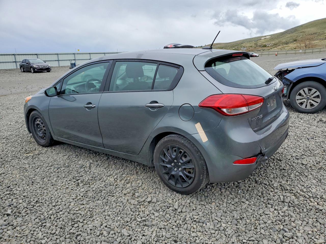 2016 KIA FORTE5 GL (Middle-Low Grade)